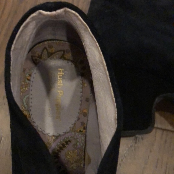 Hush Puppies Black Suede Ankle Bootie - Picture 2 of 10